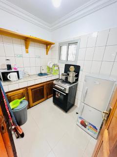Appartement moderne meublé Wi-Fi, Parking, Nkozoa - 6