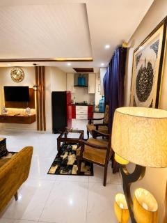 UHR One Bed Apartment Bahria Town Lahore - 4