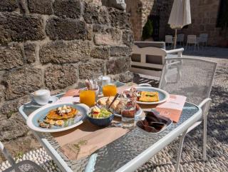 Saint Artemios Boutique Hotel - 4
