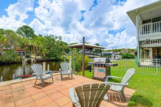 Free Golf Cart • 3 Boat Slips • Pet Friendly! - 8
