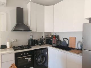 Hacienda West Holiday Homes By BlueKeys - 4
