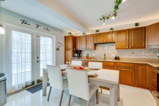 Fun in the Sun! Vibrant Port Richey Home w/ Lanai - 3