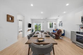 2BR South Congress Condo for 6 Near DT - 1