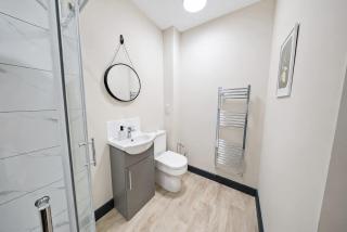 Amazing City Centre Apartment - 4
