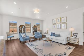 Gardenia House at Desert Color by Ember Stays - 5