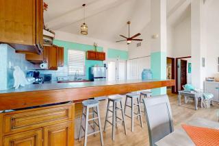 Suite E302 @ Mara Laguna - 1