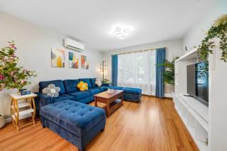 Spacious Modern 3BR2BA Free Parking Near NYC - 9