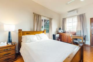 Grampa Puli at Isebei Guest House -Gold Standard Certified - 4