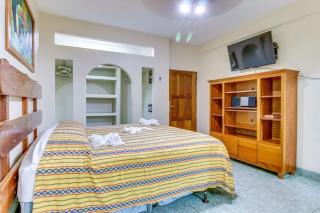 Suite Junior at Midas Belize - 5