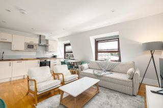 New 1 Bed Flat for 4 near River & Clapham Junction - 9