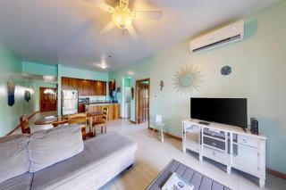 Relaxing condo with shared pool ocean views partial AC & WiFi - 1