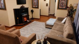 Cozy room with WiFi in beautiful home - 0