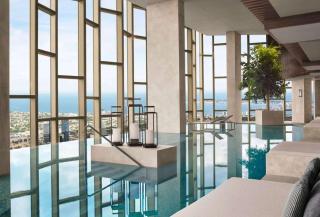 Panoramic Views Pool Parking and Prestige Living - 7