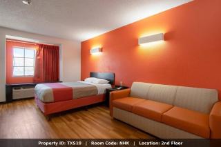 El Paso Inn - 1