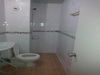 Welcome to Popular condo Mueang Thong Thani - 2