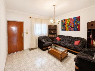 Casa Jade hogar familiar con jardín y parrilla - 2