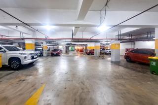 RedDoorz at Apartemen Parahyangan By RI Management - 8