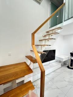 Lumiere Home - Just 5 mins to SECC - 1