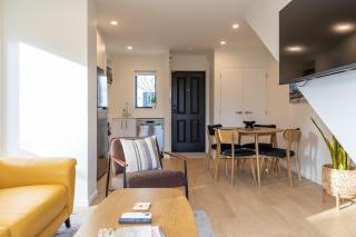 Ideal Townhouse City Base - Stadium Walk & Carpark - 1