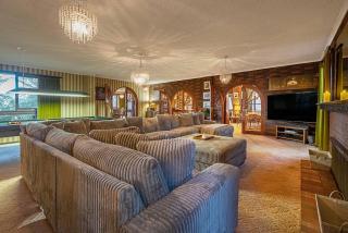 Southern Edge Retreat - Vintage Charm by the Bay - 5
