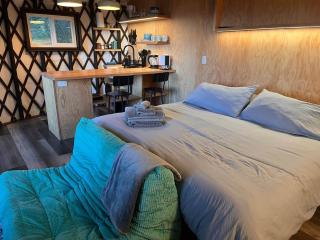 OceanView Lodge - The Yurt - 4