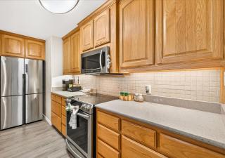 Waterfront, Dock, Hot Tub, Near Beaches, Pets Allowed - 3