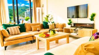 Wonderful 2 Bed Flat 2 Bathrooms 2 Dining Balconies Private Parking Reservation Deposit Required Central Kyrenia Walking distance to Girne Castle - 2