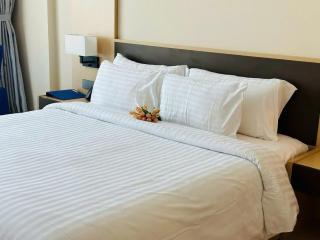 Cam Ranh Beach Resort - 5 Mins to Airport - 5