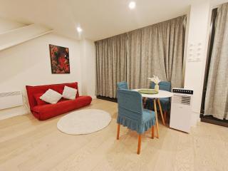 The Urban Nest 613 - 7