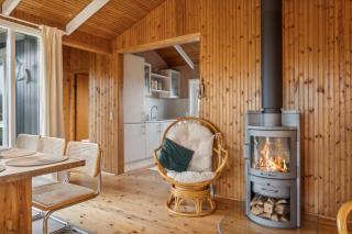 Idyllic Family Summer House 75 Meters From Coast - 5
