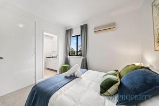 Stylish 2BR East Perth Apartment - 6