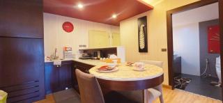 Beautiful Overlooking River view in the heart of Bangkok - 1