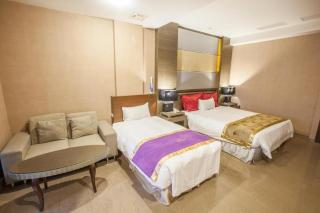 Spring Breeze Hotel - 9