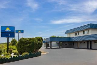 Days Inn by Wyndham Moosic - 0