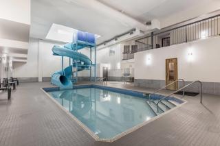 Days Inn by Wyndham Valemount - 5