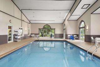 Country Inn & Suites by Radisson, Ankeny - Des Moines - 1