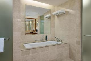 DoubleTree By Hilton Muscat Al Waha - 9