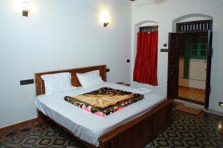 Alleppey Beach Heritage Home Stay - 8