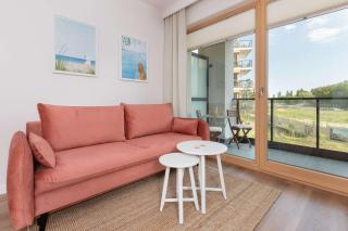 Stylish Apartment with a Balcony and Parking by Noclegi Renters - 5