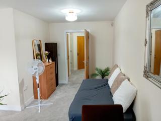 2 Bedrooms Flat in Surrey, 30 min to London - 7