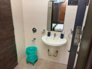 Fortune Home Service Apartment E-120 3BHK Saket - 9