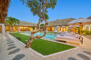 Villa El Gaucho: Brand New 9BDR Prime Location - 1