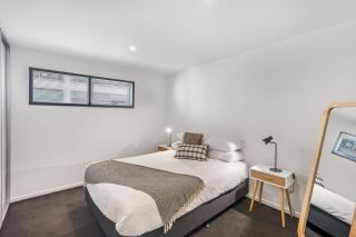 Warwick 75 Hobart Apartment -  - 8