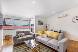 Warwick 75 Hobart Apartment -  - 7