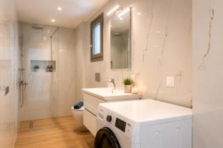 Modern Minimal Apartment at Kalamata Marina - 5