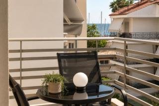 Modern Minimal Apartment at Kalamata Marina - 1