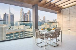1BR Apartment with Private Jacuzzi & Burj Khalifa Skyline in Trillionaire Residences By Binghatti - 9