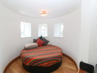Apartment 1, Bryn Mel Manor - 4