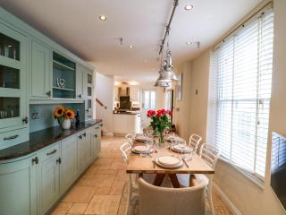Dennings House, Mayors Avenue - 7