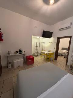 Standard Room - 8